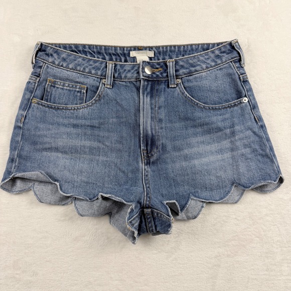 H&M Pants - H&M Denim Shorts Scalloped Hem Size 8